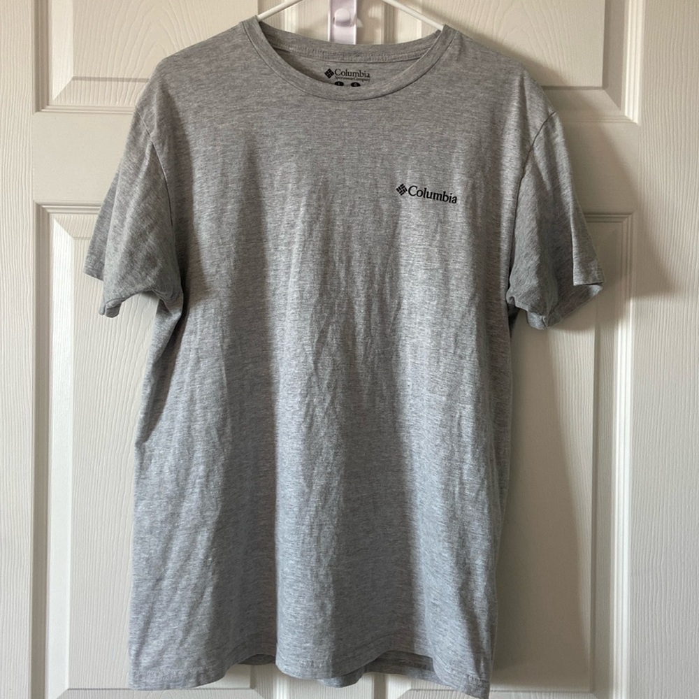 Men’s Columbia shirt